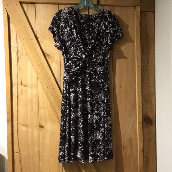 Floral midi dress - Picture 2 of 3